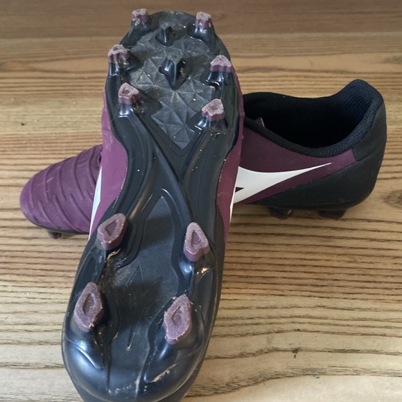 Diadora kids Soccer cleats size 8.5 - Picture 9 of 11